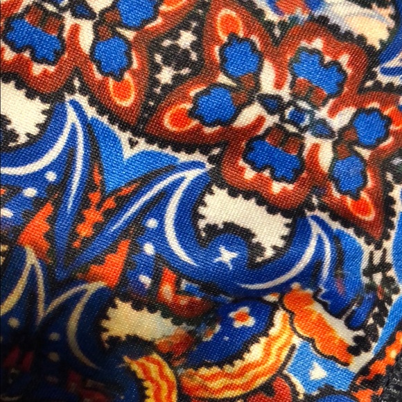 LuLaRoe work out leggings - Picture 2 of 3